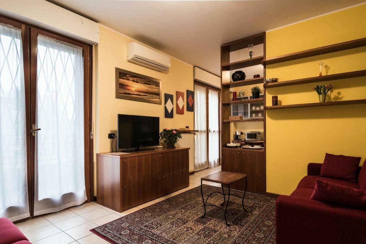 Вілла Cozy Penthouse Сан-Донато-Міланезе Екстер'єр фото